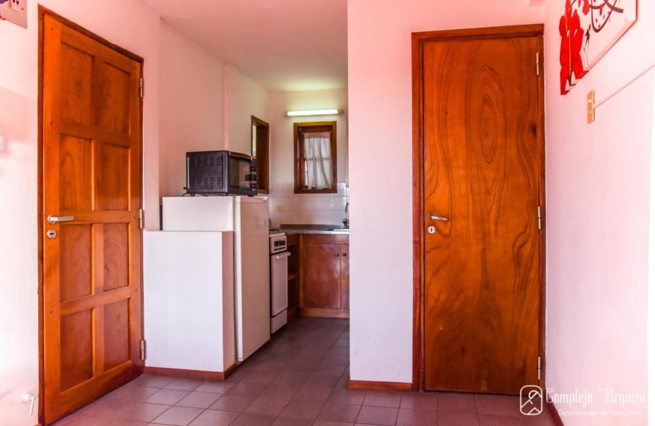 Complejo Urquiza Departamentos Lägenhet Mina Clavero Exteriör bild