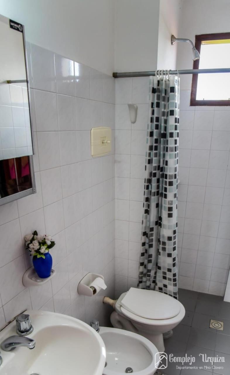 Complejo Urquiza Departamentos Lägenhet Mina Clavero Exteriör bild